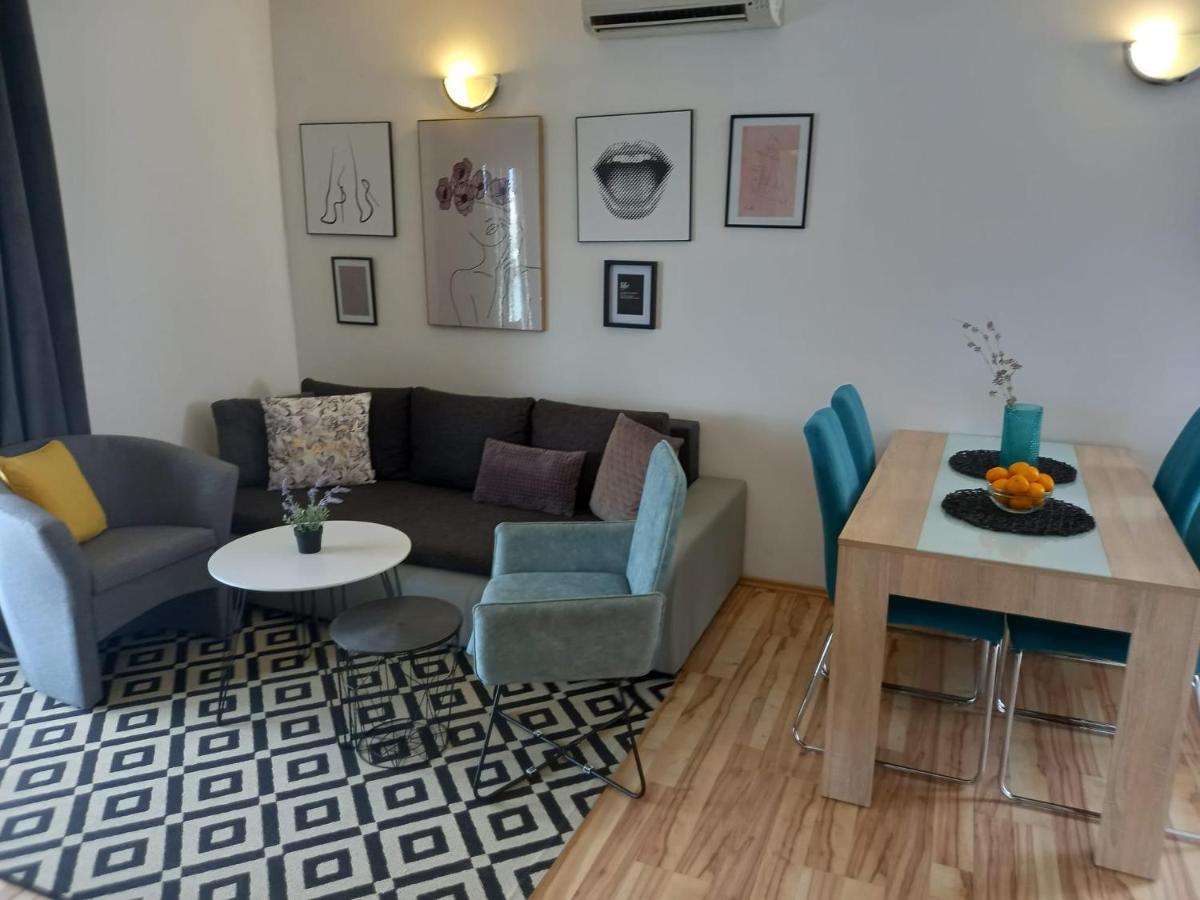 Apartmani Nella Vir Værelse billede