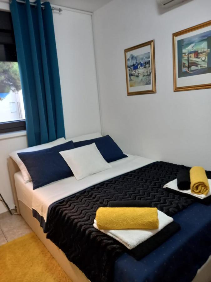 Apartmani Nella Vir Værelse billede
